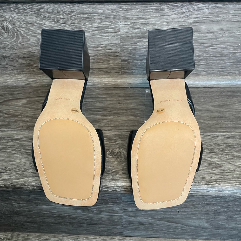 Vince Camuto Sandals *Flaw - Picture 6 of 16